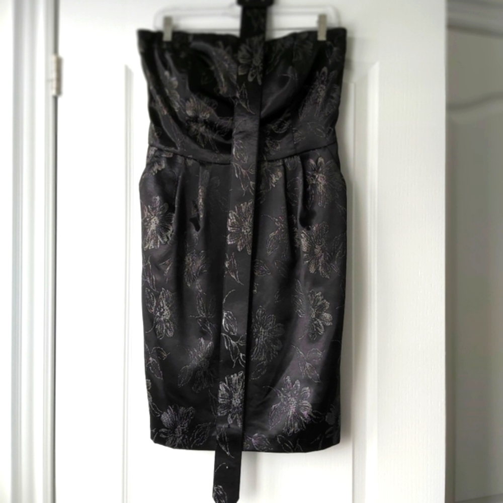 LE CHATEAU Strapless Knee-Length Dress